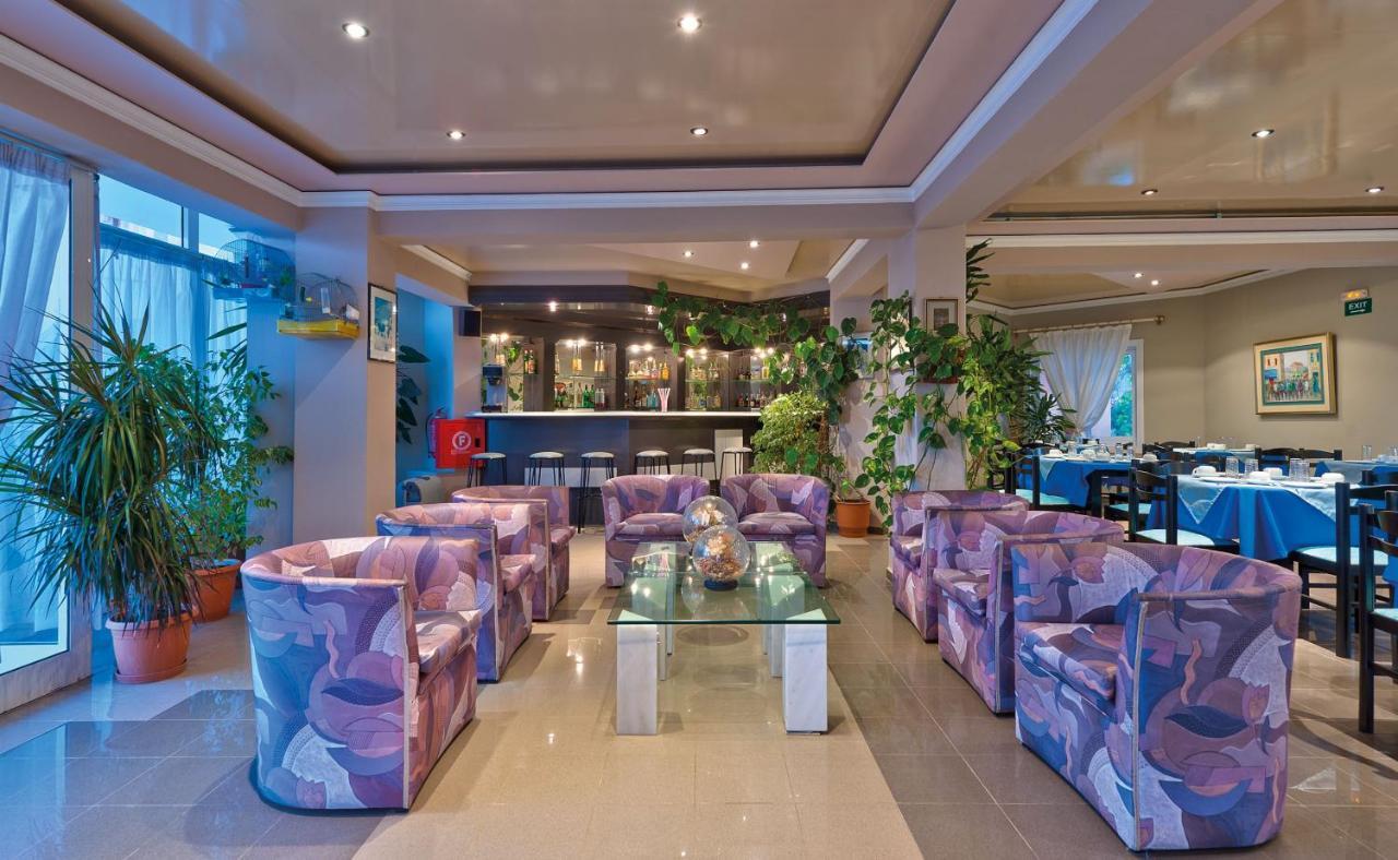 Hotel Koukouras Stalós Zewnętrze zdjęcie